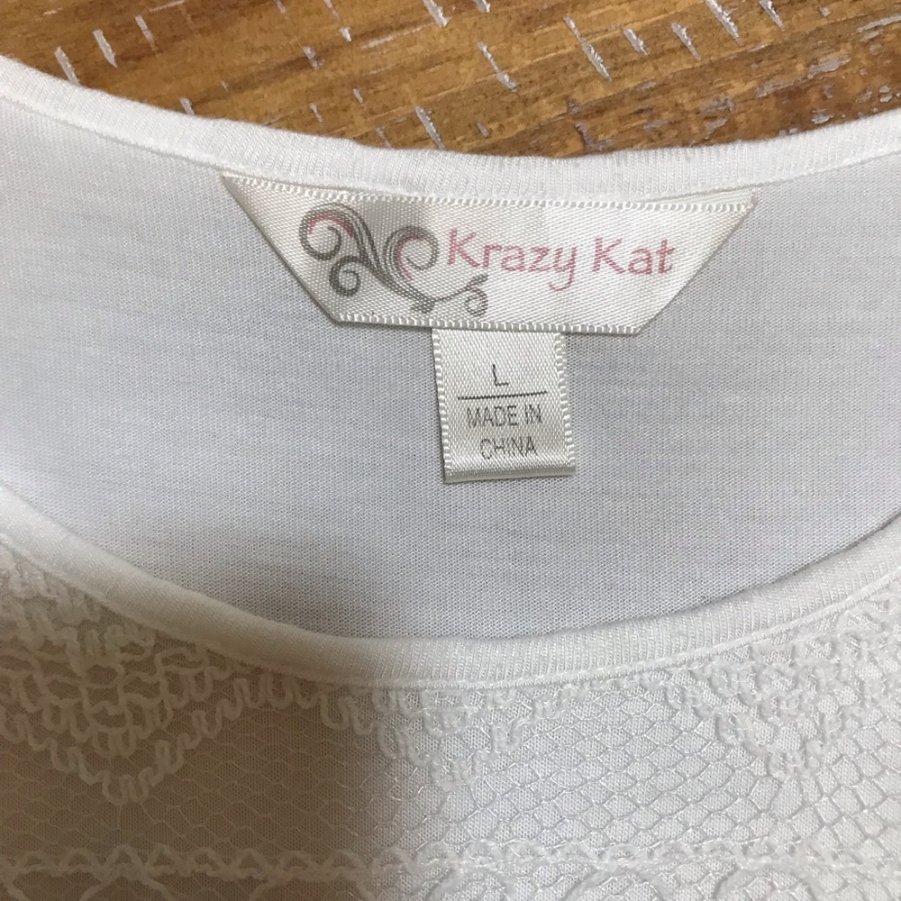 Top - Picture 2 of 4